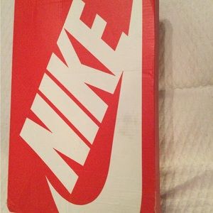 Nike Women’s Tanjun Sneakers